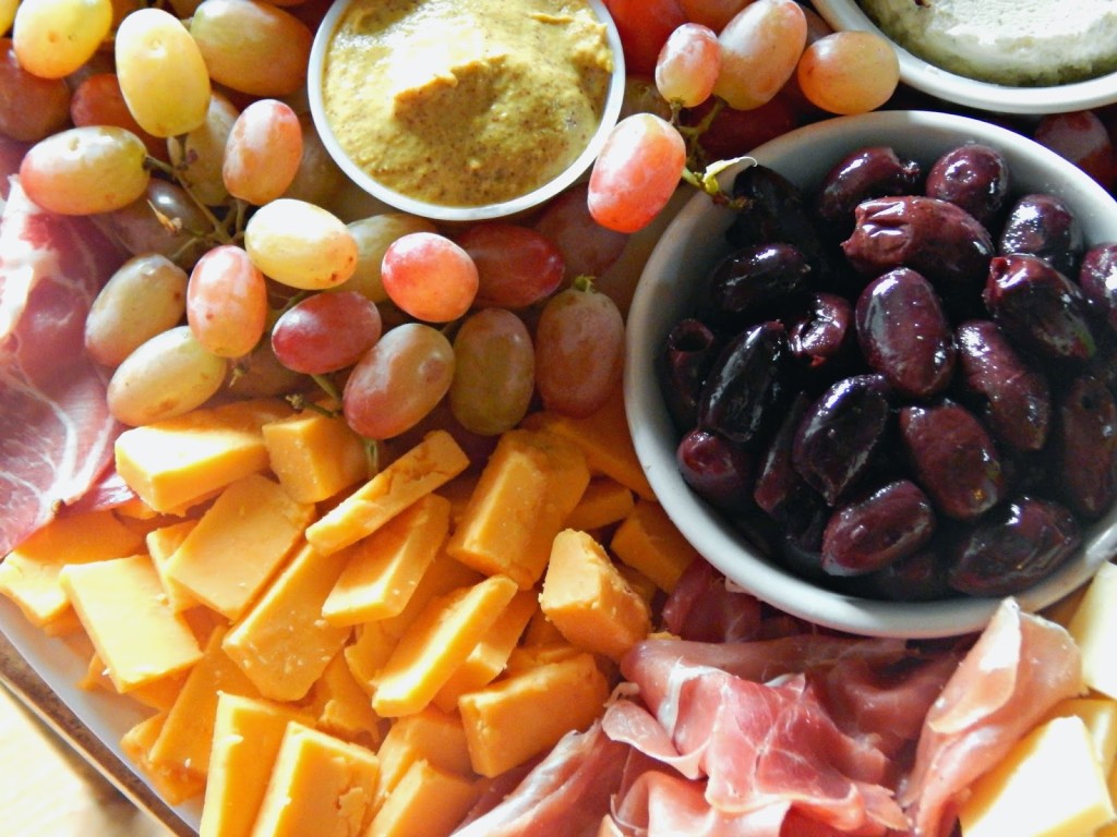 how to create a meat and cheese platter from @melissakaylene