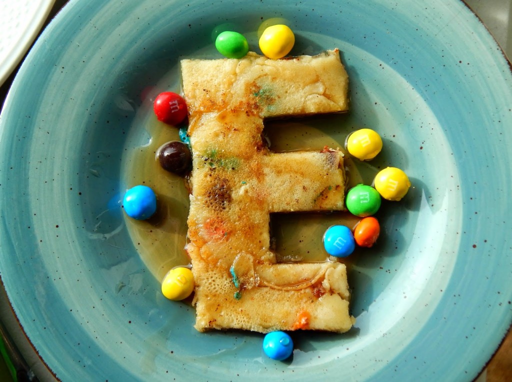 How to make M&M’s® Crispy Pancakes #Crispyisback #ad #cbias