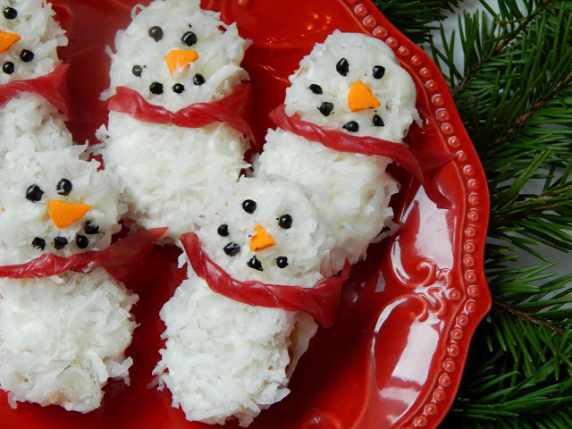 White Chocolate Nutter Butter Snowmen #NuttyForTheHolidays AD