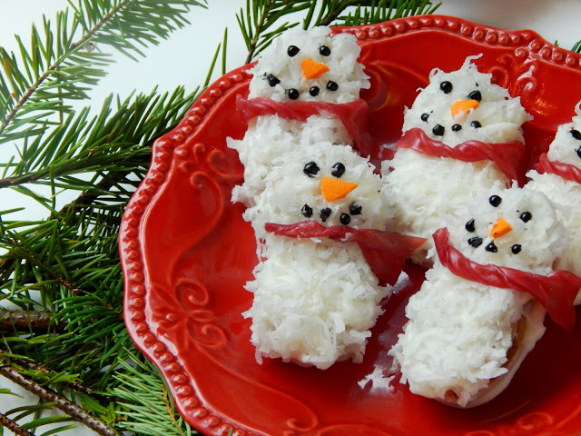 White Chocolate Nutter Butter Snowmen #NuttyForTheHolidays AD