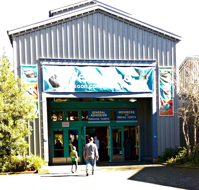 Melissa Kaylene's review of the Oregon Coast Aquarium