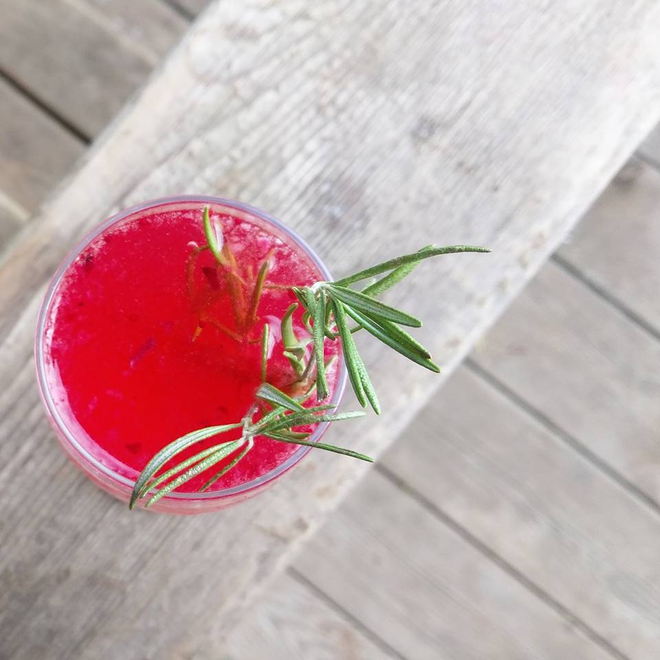 cranberry rosemary mimosas